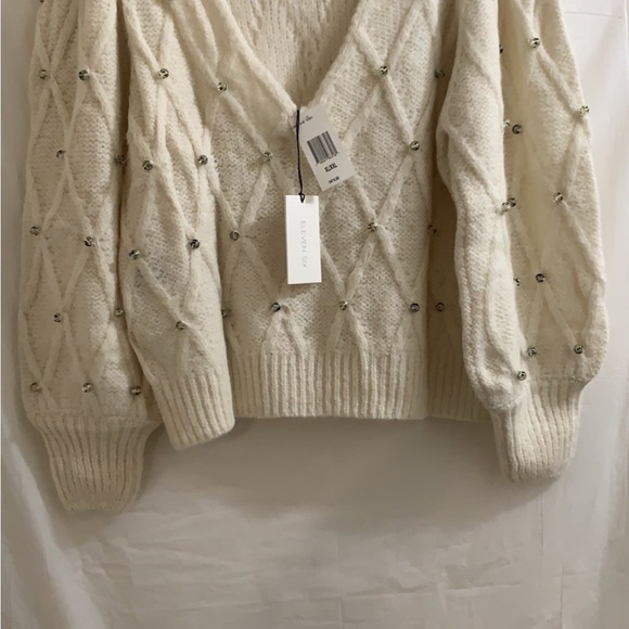 Brand New Eleven Six Gorgeous Ivory knit into this alpaca-blend sweater NWT - Picture 5 of 7
